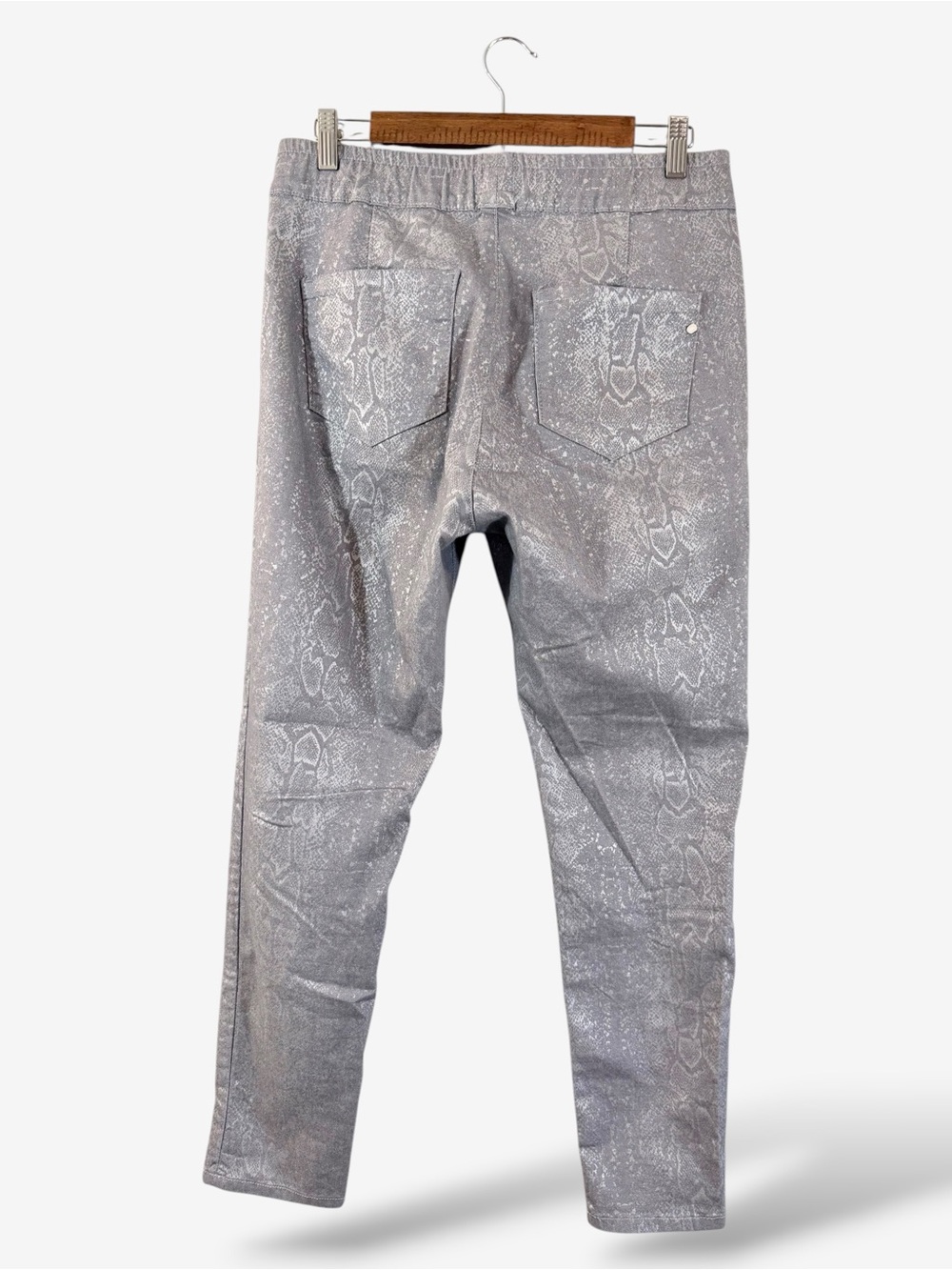Bevy Flog Metallic Gray Snake Print Pull On Pants Size 30 Stretch Waist Designer - Picture 5 of 10